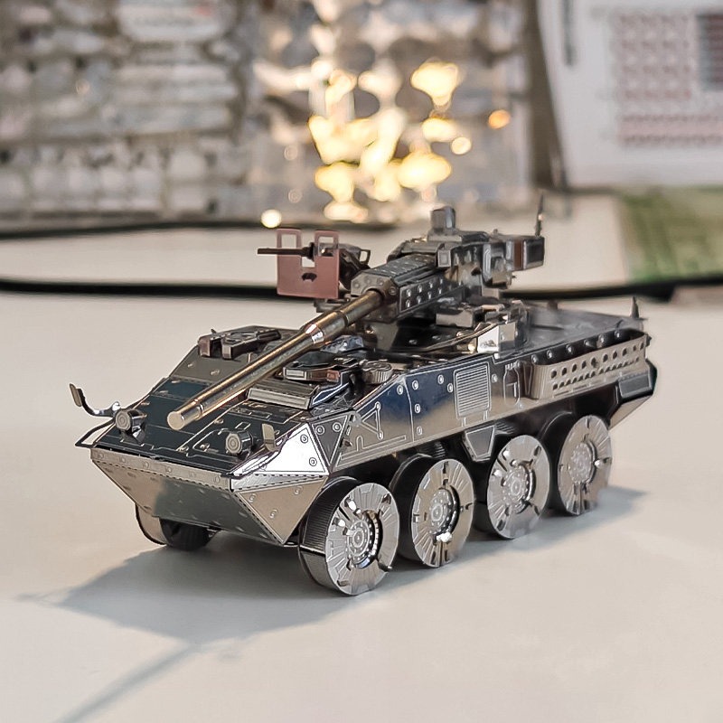 Stryker Gepanzertes Fahrzeug 3 – Model Kit Armored Core Bewertung und Preis