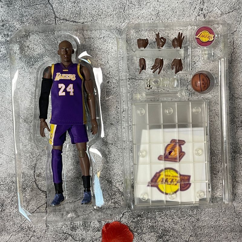 NBA Basketball-Star Stoff-Outf – Mega Man X Model Kit Bewertung und Preis