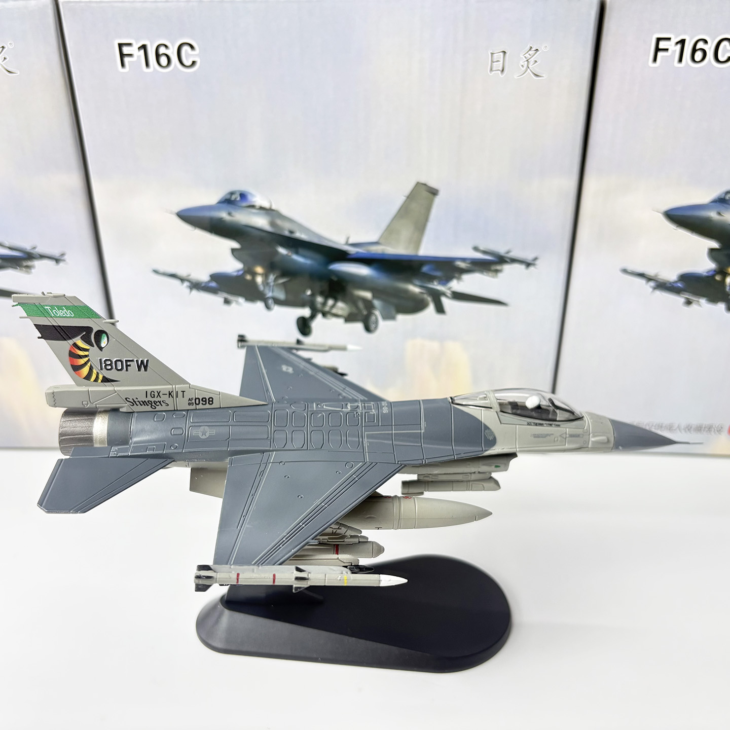 1/72 Maßstab U.S. Air Force F- – Model Kit F16 Bewertung und Preis